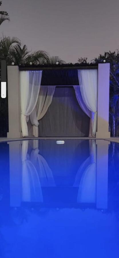 Wild Goose Hotel Марлот Парк Екстериор снимка