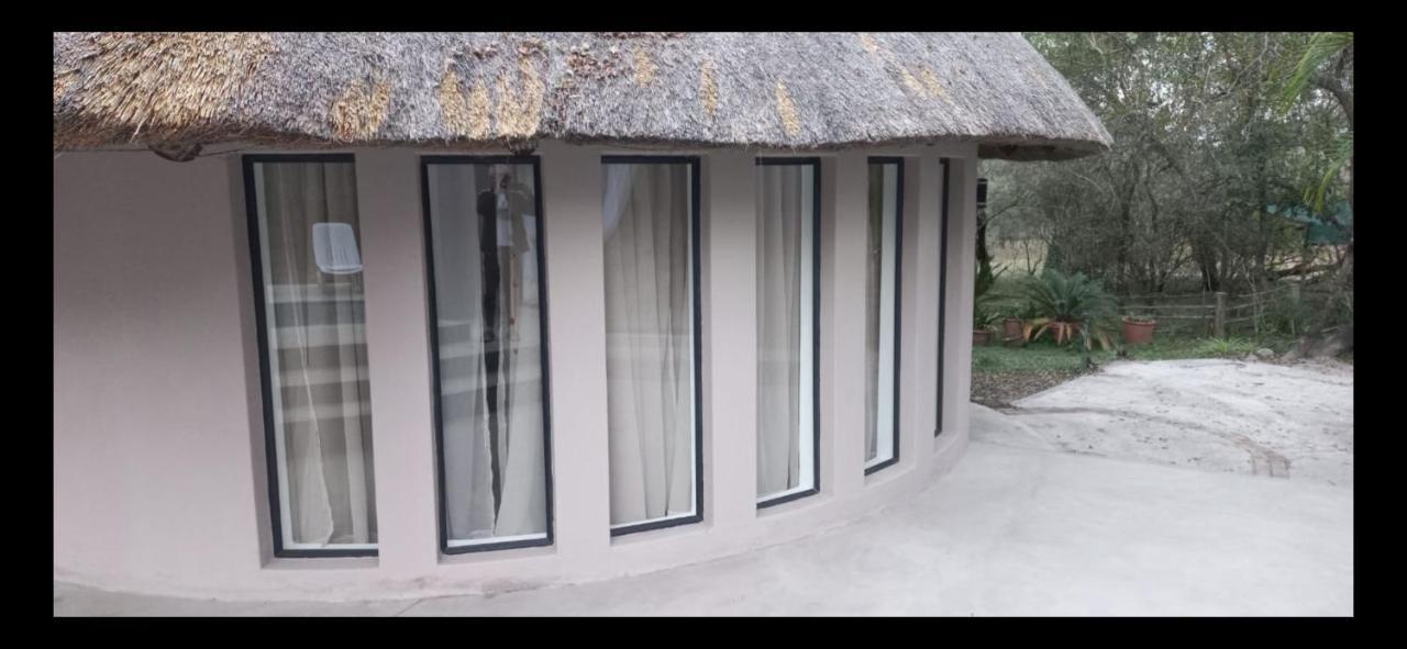 Wild Goose Hotel Марлот Парк Екстериор снимка